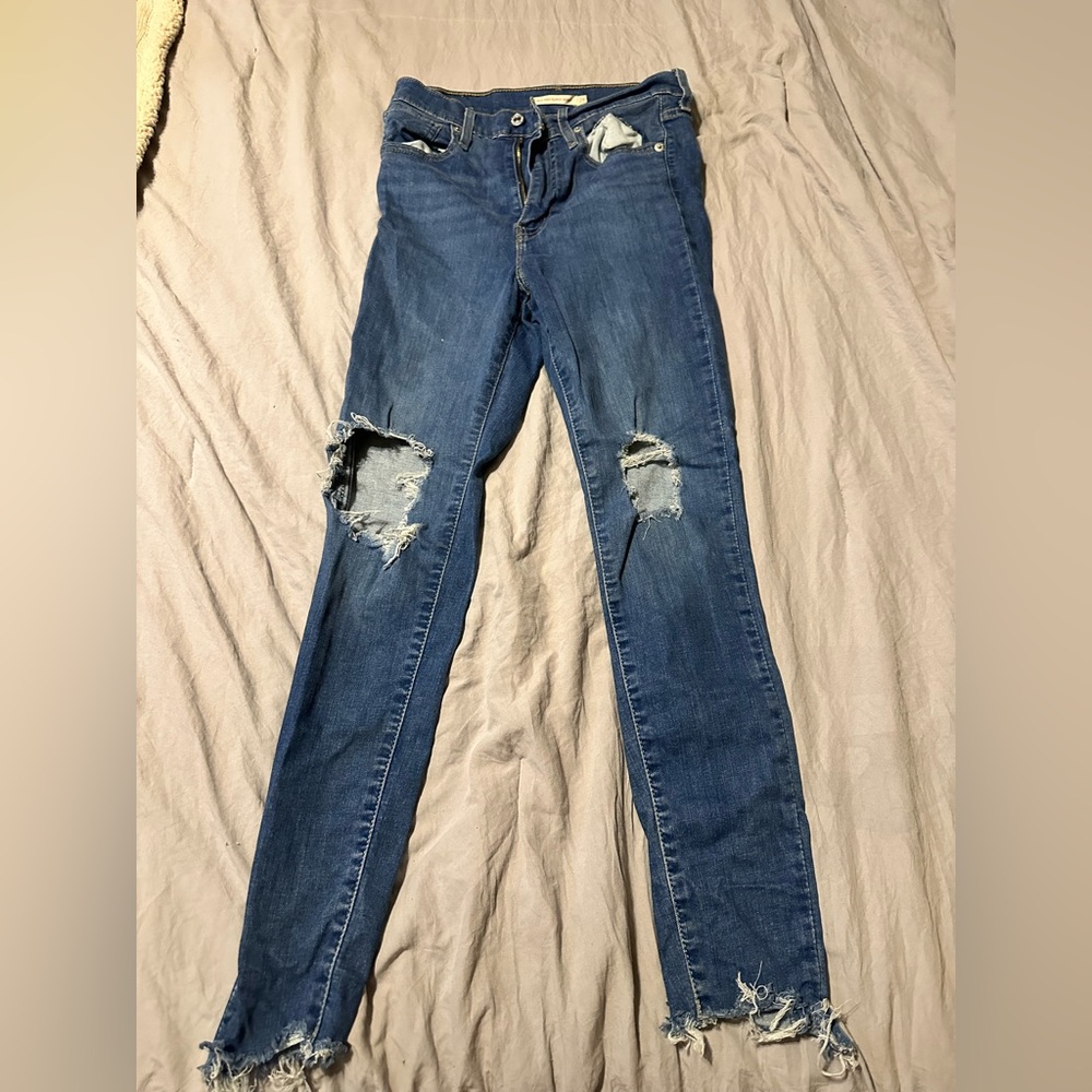 Levi’s High Rise Skinny Jean
